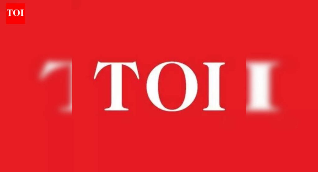 शोरूम व्यवस्थापकावर १३ एल गॅझेट चोरीचा गुन्हा दाखल